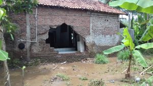 298 Gardu PLN Terendam Banjir di Garut