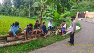 Polsek Bojong Keliling Kampung, Sosialisasikan Prokes 3M