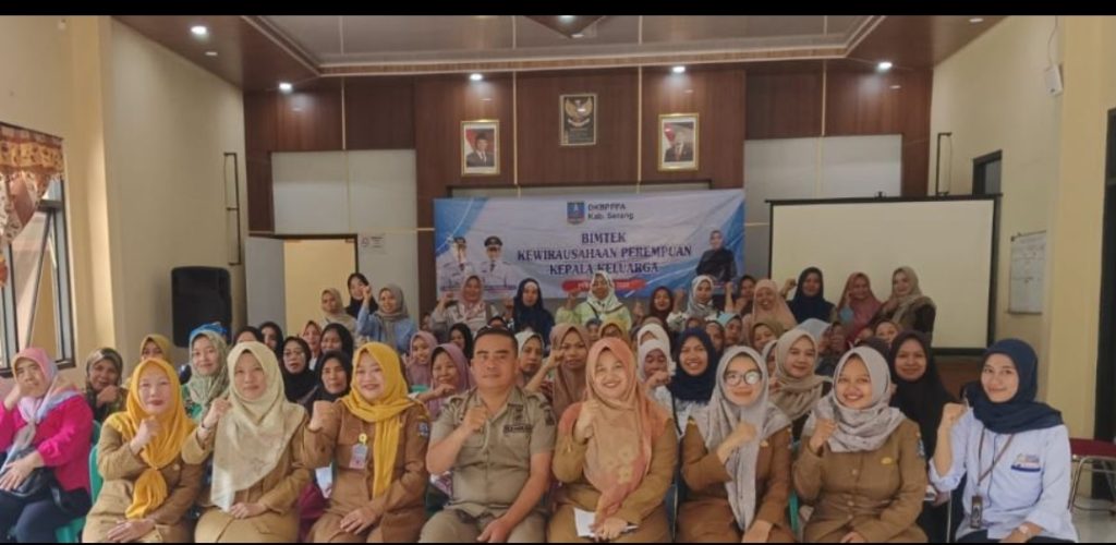 DKBPPPA Kabupaten Serang Melalui Bidang PP PUG Gelar Bintek pelatihan Kewirausahaan Perempuan Kepala Keluarga