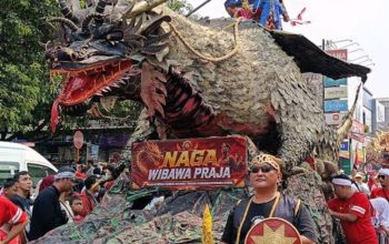 Karnaval Mobil Hias Meriahkan HUT ke-81 RI,  Om Zein: Kamonesan Kreativitasnya Tidak Harus Mahal, Yang Penting Dinilai