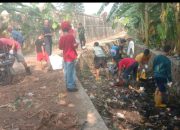 Warga RW 02 Kalibaru Sastra-Pitung Gelar Kerja Bakti, Fokus Normalisasi Kali Statomer